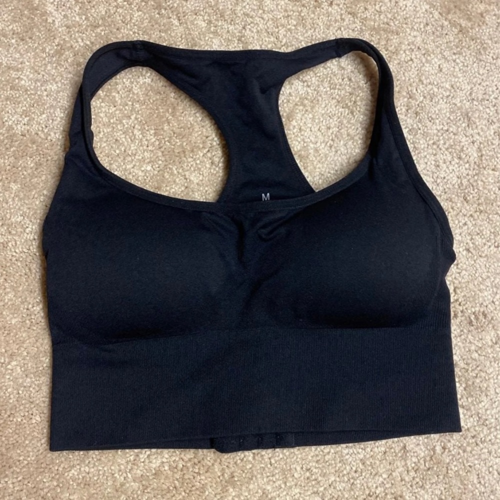 NVGTN sports bra